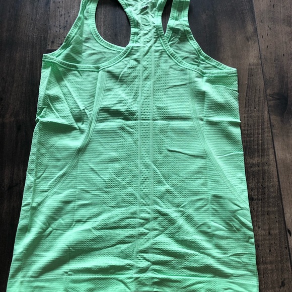 Lululemon Swiftly Tech Rackerback Tank Top - Picture 2 of 4
